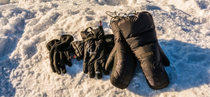 Outdoor Research Handsker: Din Ultimate Følgesvend i Kolde Danske Vintre
